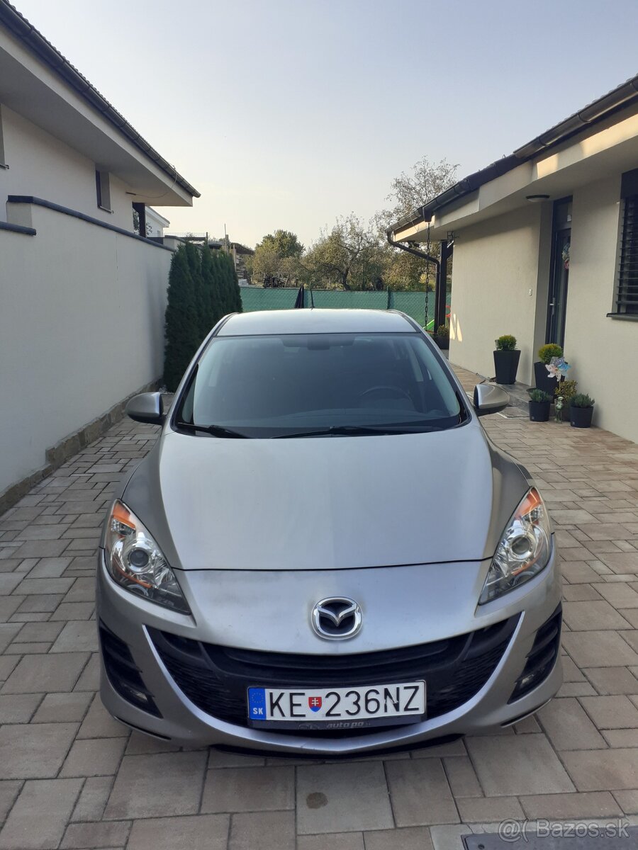 Mazda.3.