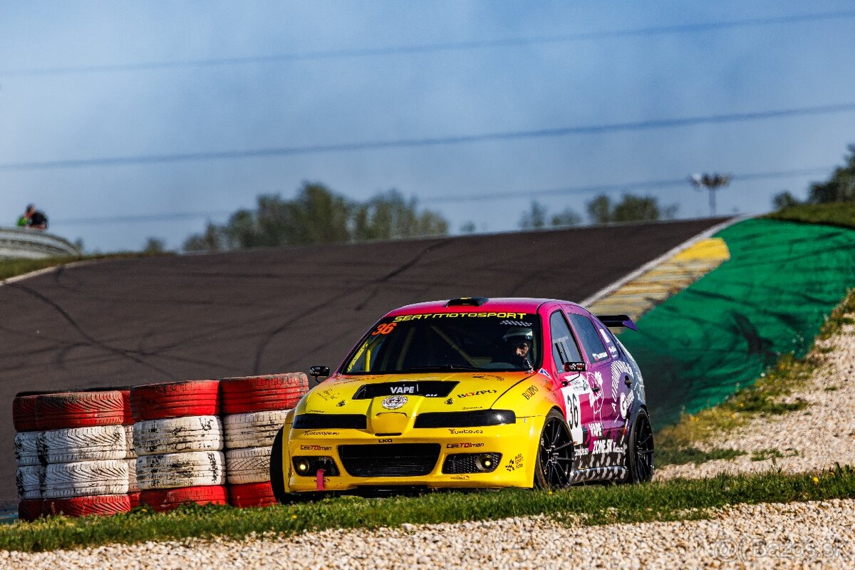 Seat Leon race špeciál