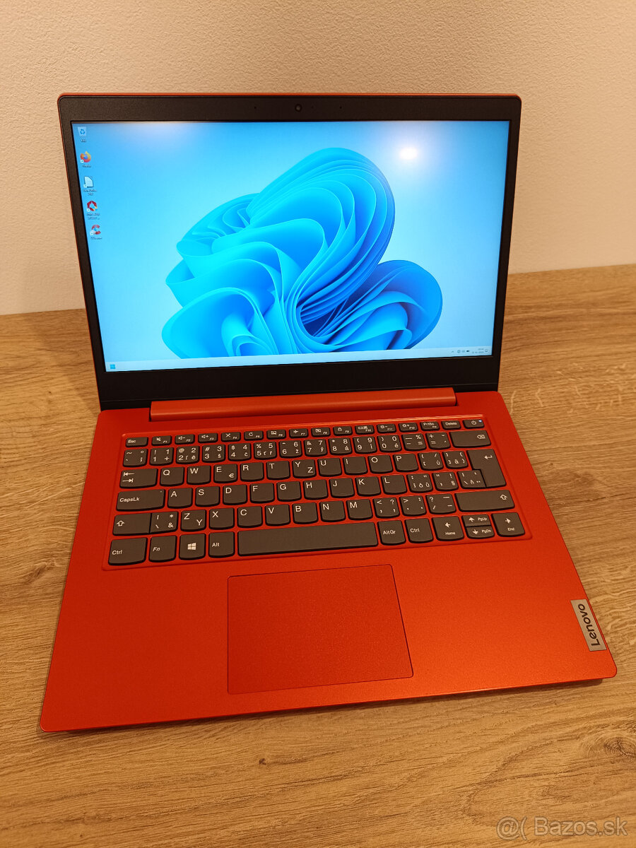 Lenovo IdeaPad Slim 1:  AMD A6/4GB RAM/64GB eMMC/Win11