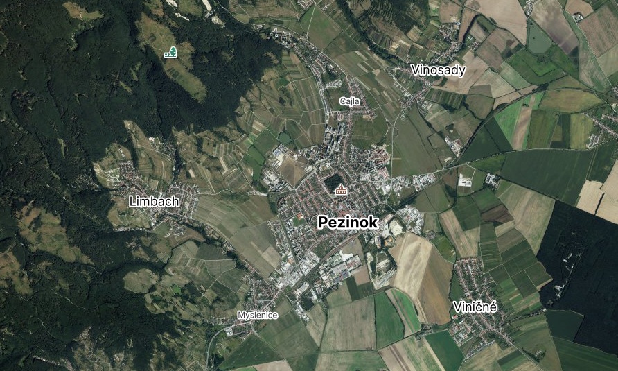 POZEMOK NA PRIEMYSELNÚ HALU, PEZINOK