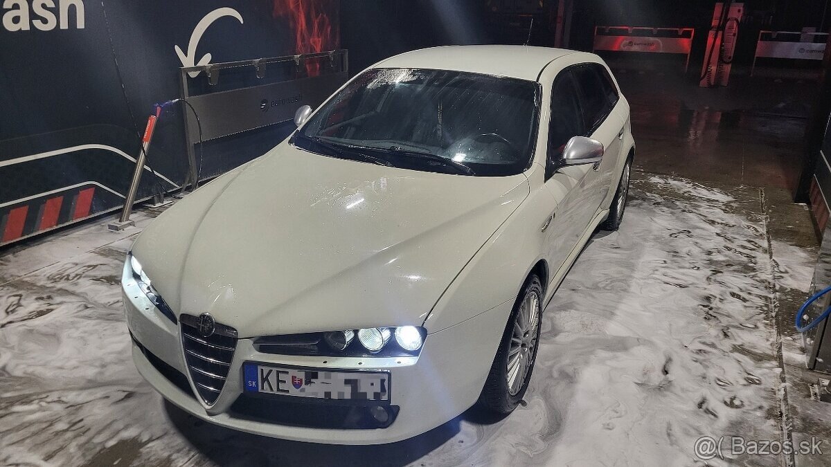 Alfa romeo 159 rv:2009 271tis.najazd