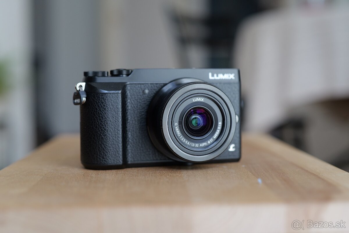 Panasonic Lumix GX80 + Lumix 12-32mm