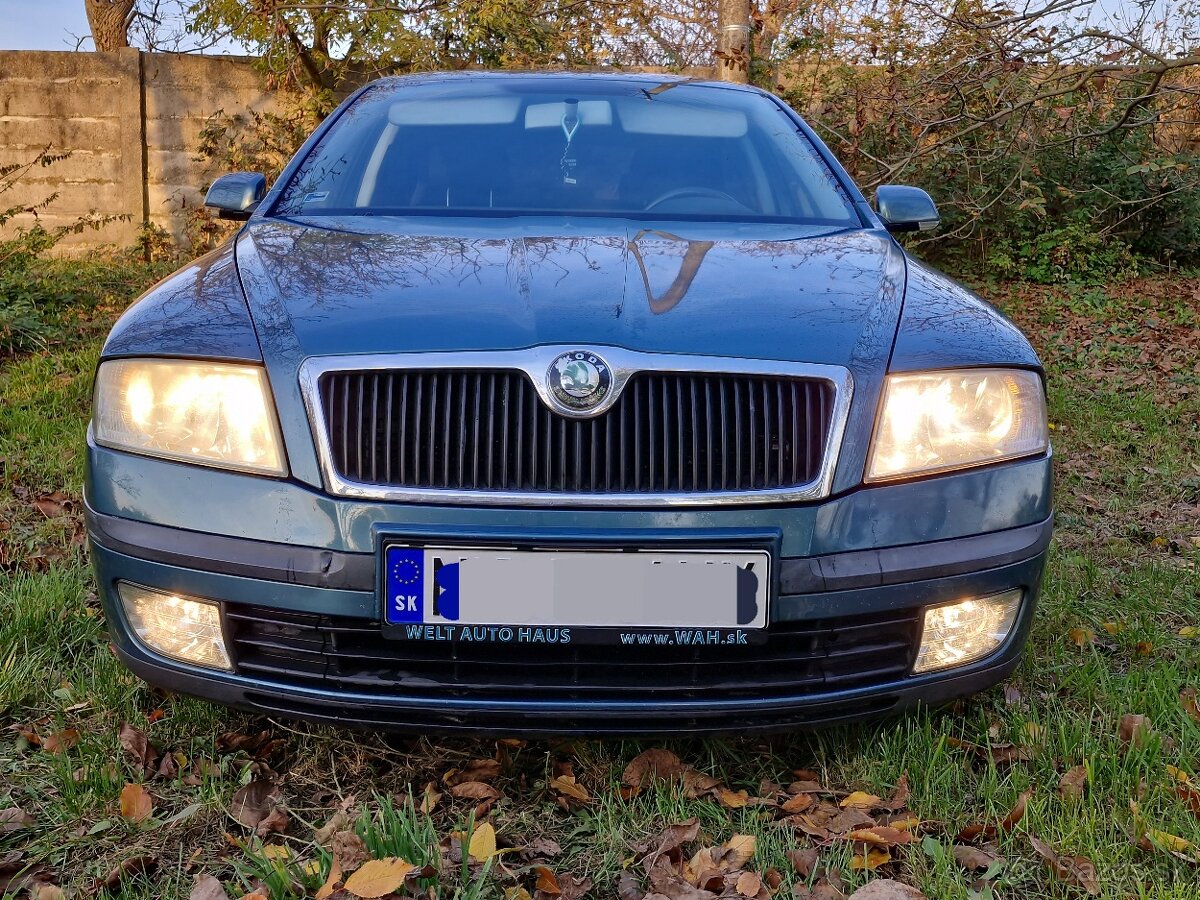 Skoda Octavia 1.9 tdi 77kw 105 ps sedan modrozelená METALIZA