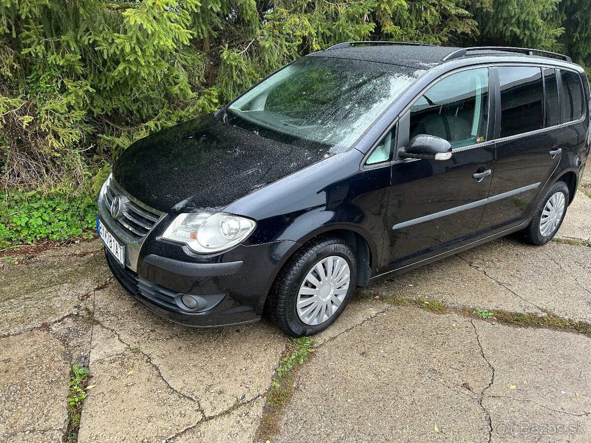 Predám Volkswagen Touran 1,9 TDI rok výroby 2008