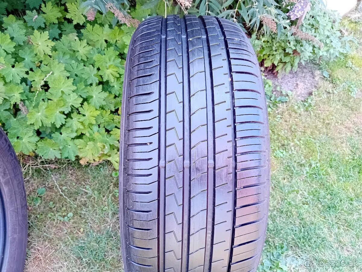 225/55 r17 , Falken, 4ks, letné, do 7,5mm