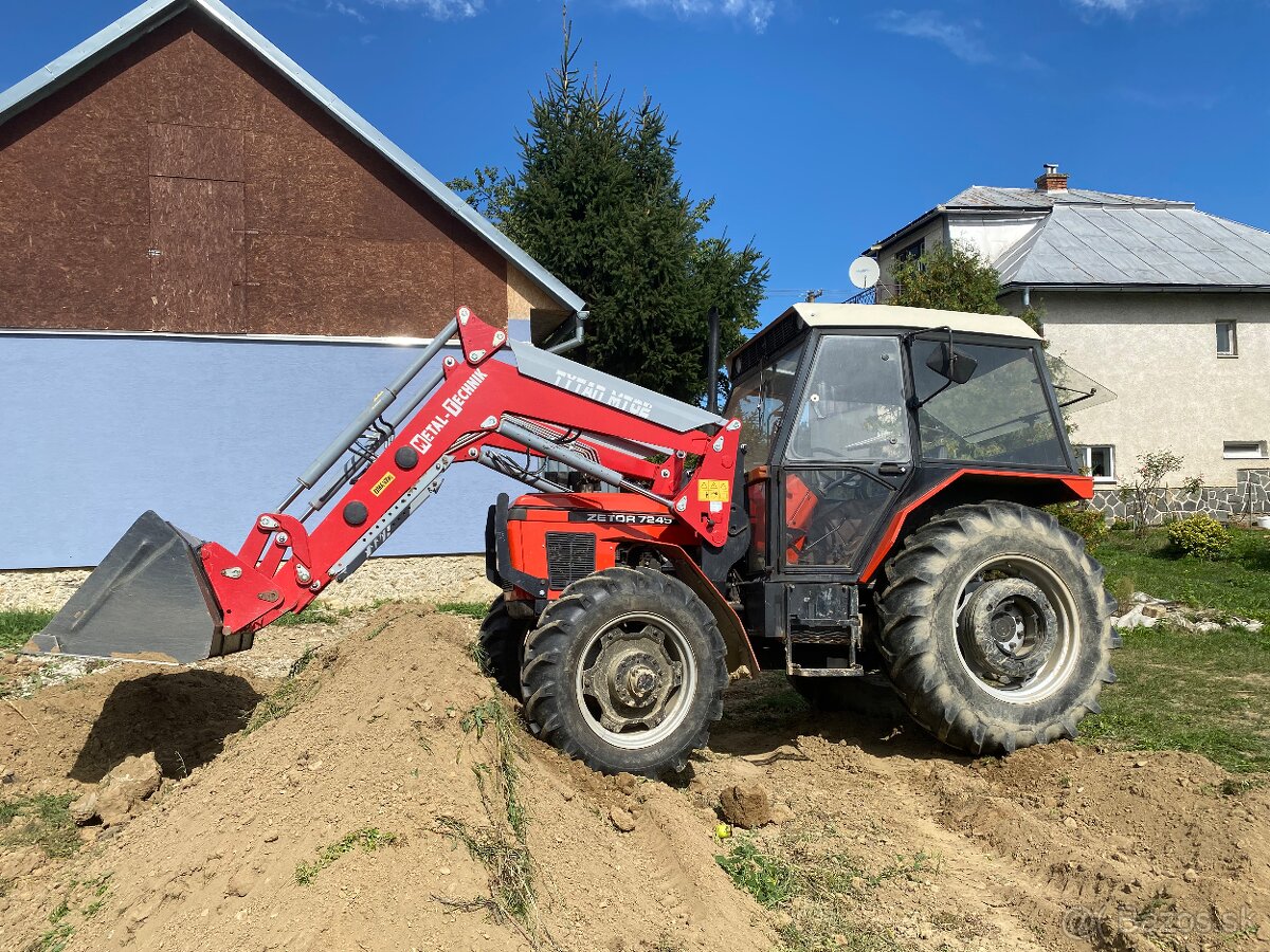 Zetor 7245 z čelným nakladačom