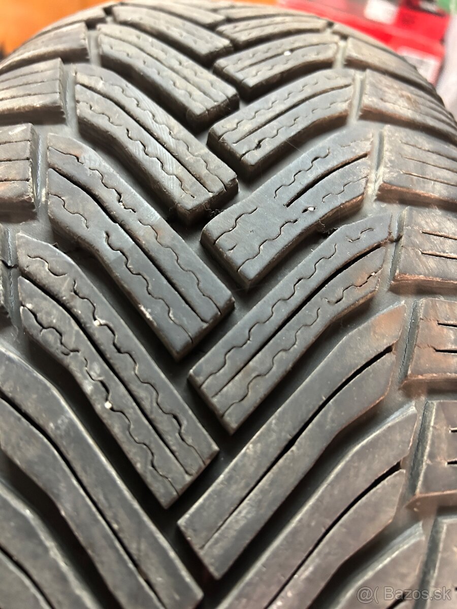 Michelin Alpin 6 zimné  225/55 R17