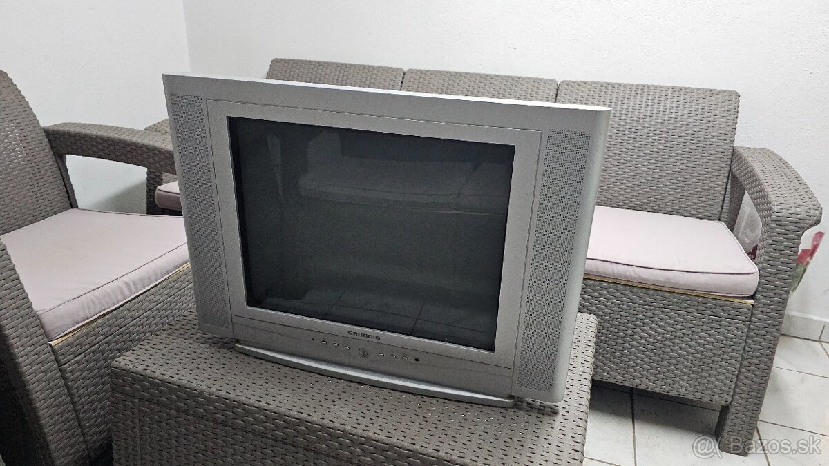 Darujem TV Grundig