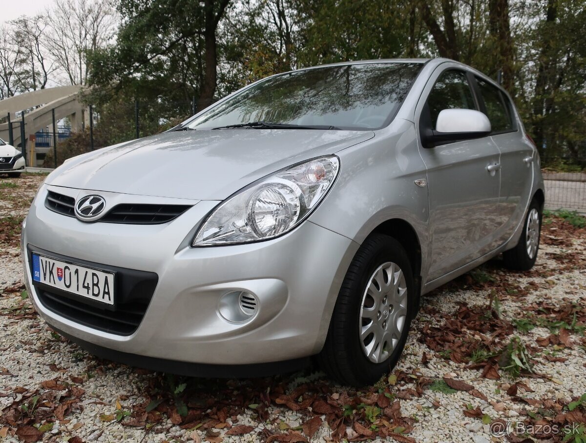 Hyundai i20 1,2i 78k, klimatizácia, 1.majiteľ, kúpené v SR