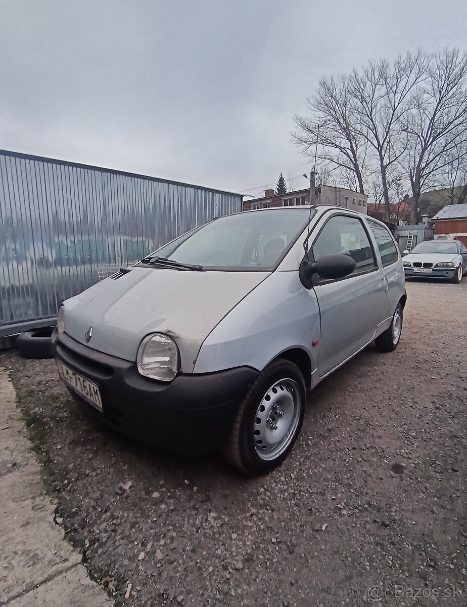 Predám renault twingo 1.2 43kw.