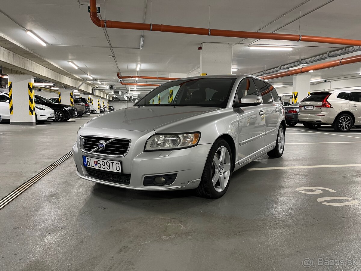 Volvo V50 D5 (2008)