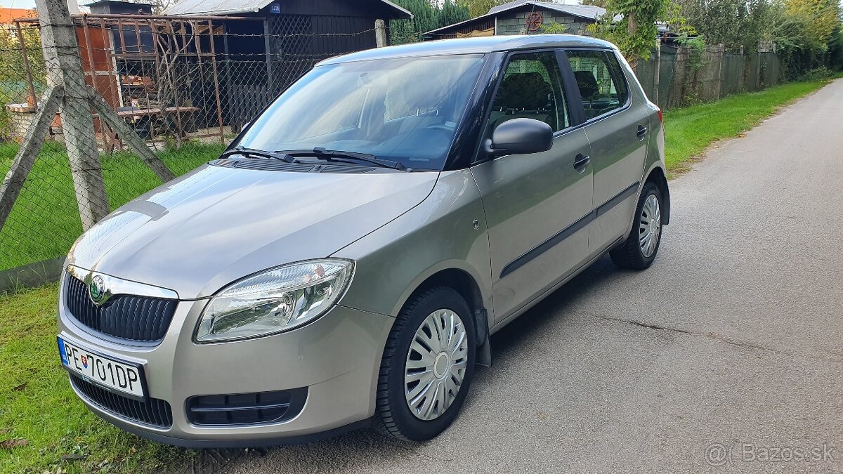 Škoda Fabia 1,4 /16V,Benzín  naj. 40.000km, Garážovana.