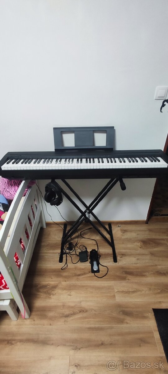 Yamaha P-45 Digital piano