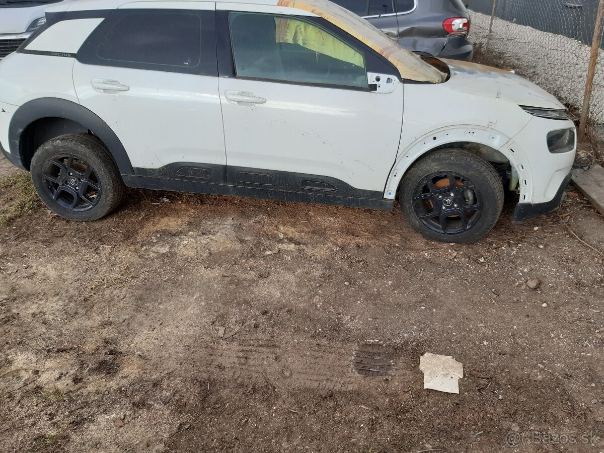 Citroen c4 cactus lift