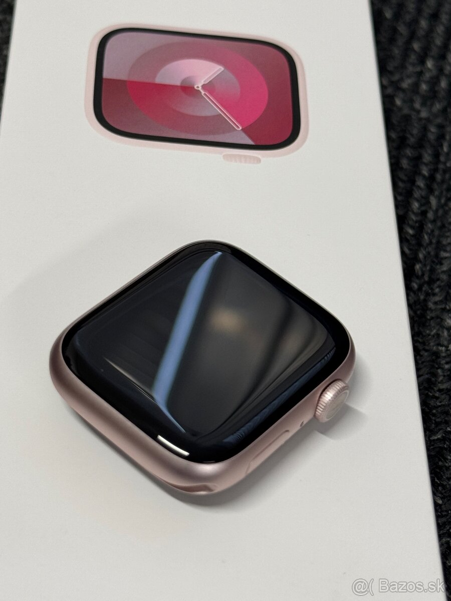 Apple Watch Series 9 45mm Ružové