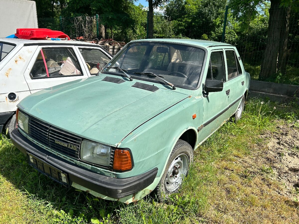 Skoda 130GL s TP a SPZ