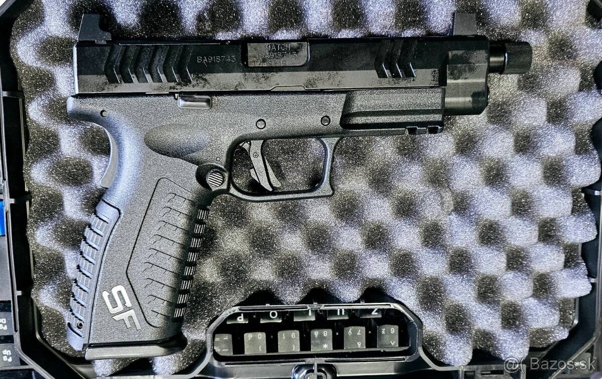 HS SF19 4.5 TB RDR, kal. 9x19 + montážna platnička Shield