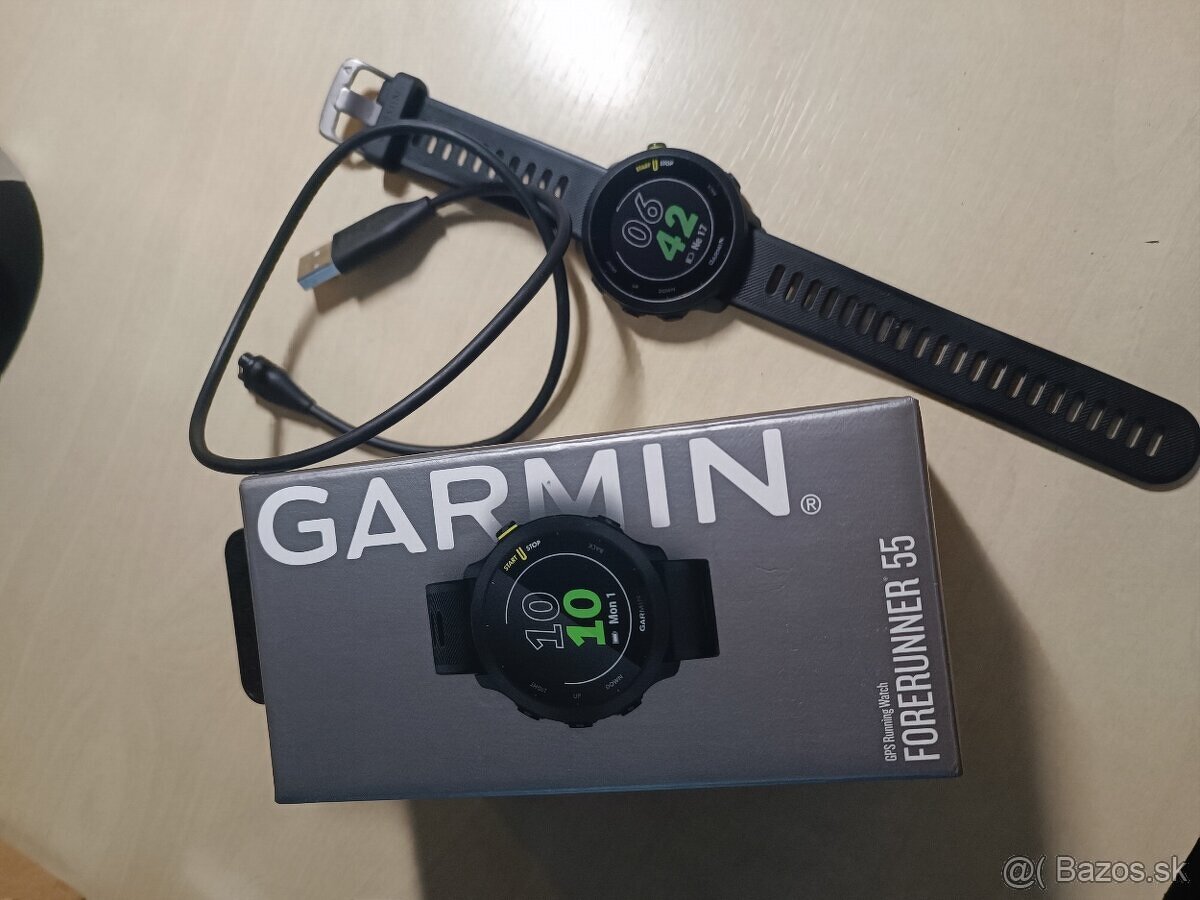 Garmin forerunner 55.