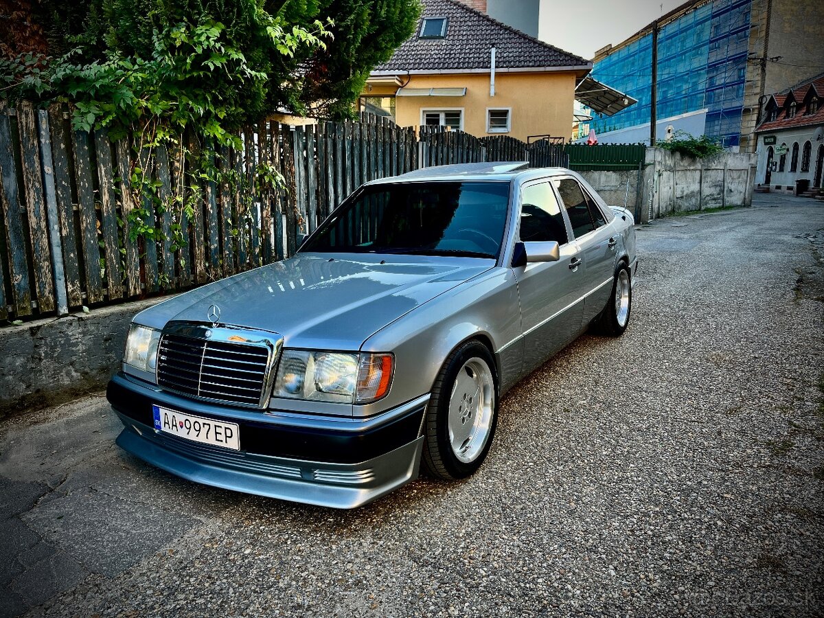 Mercedes Benz W124