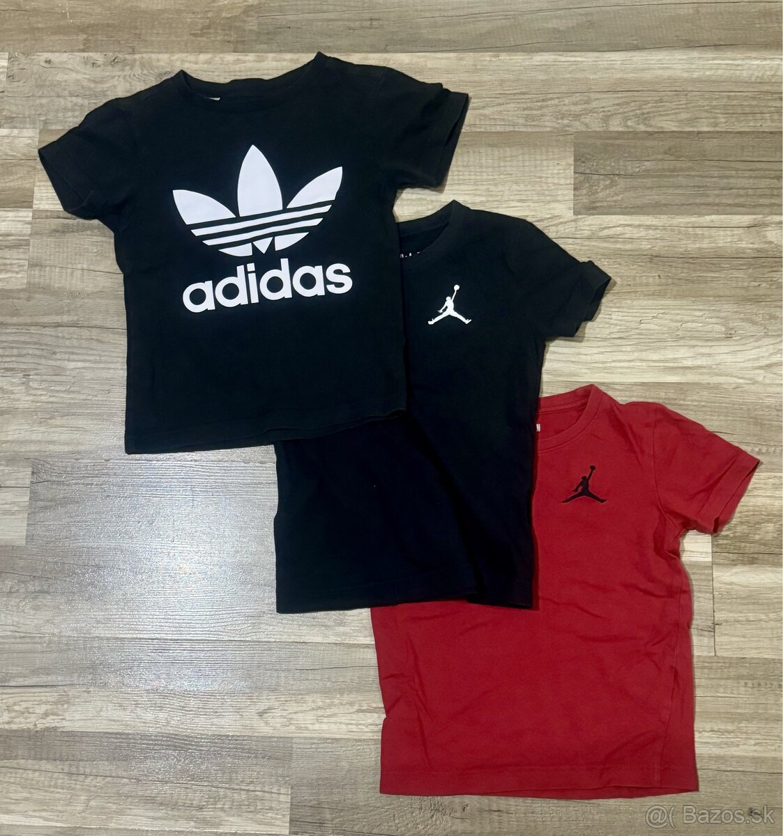 3 x tričká - 2 x Jordan, 1 x Adidas