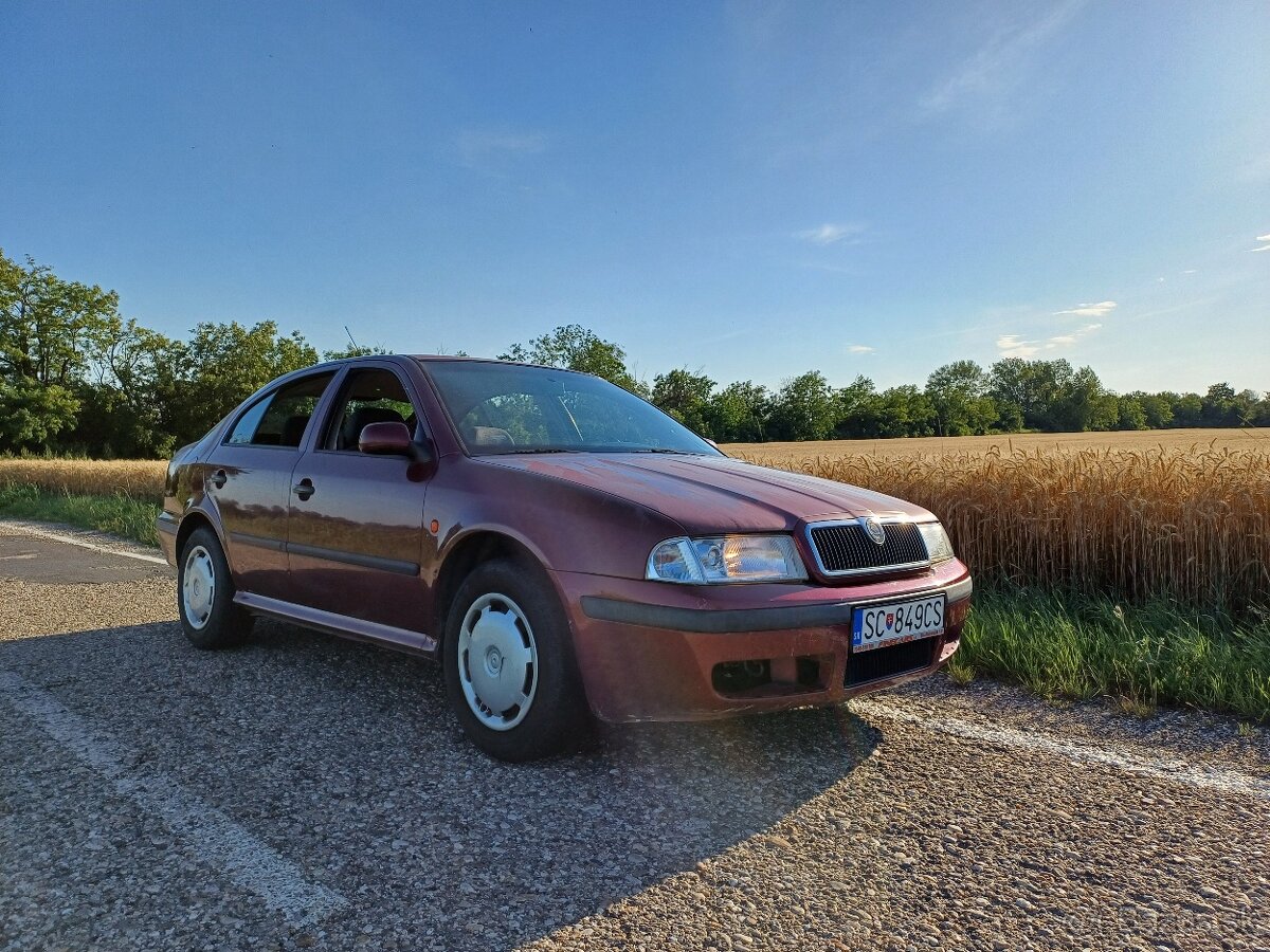 Škoda OCTAVIA 1.6 GLXi
