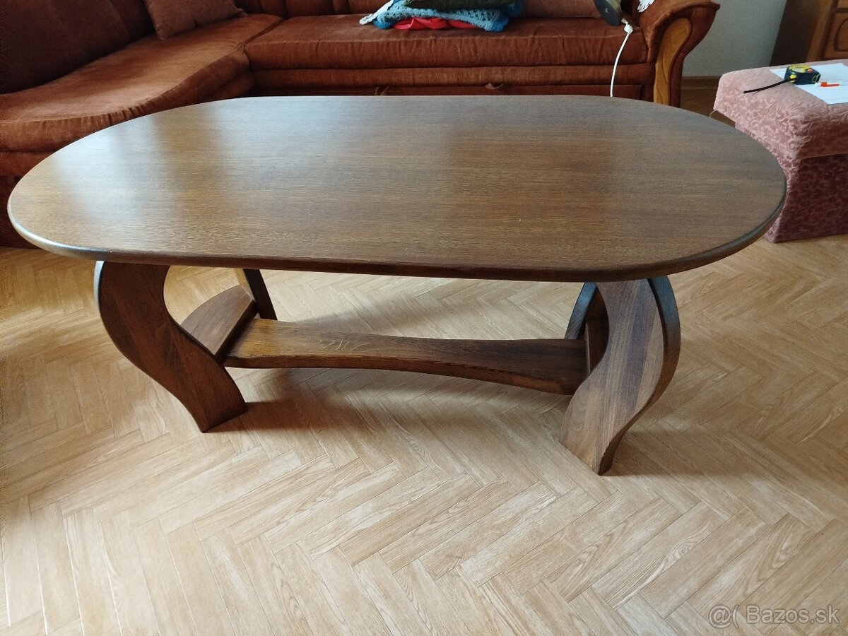 Konferenčný stolík - drevený