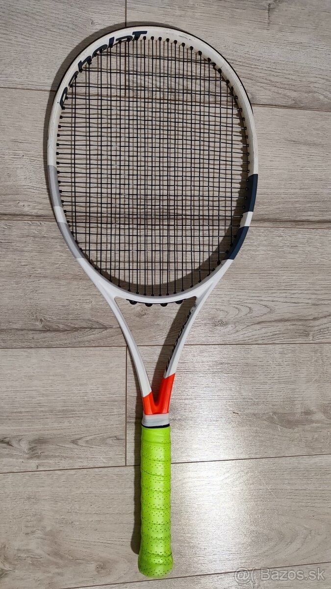 Babolat Pure Strike 98