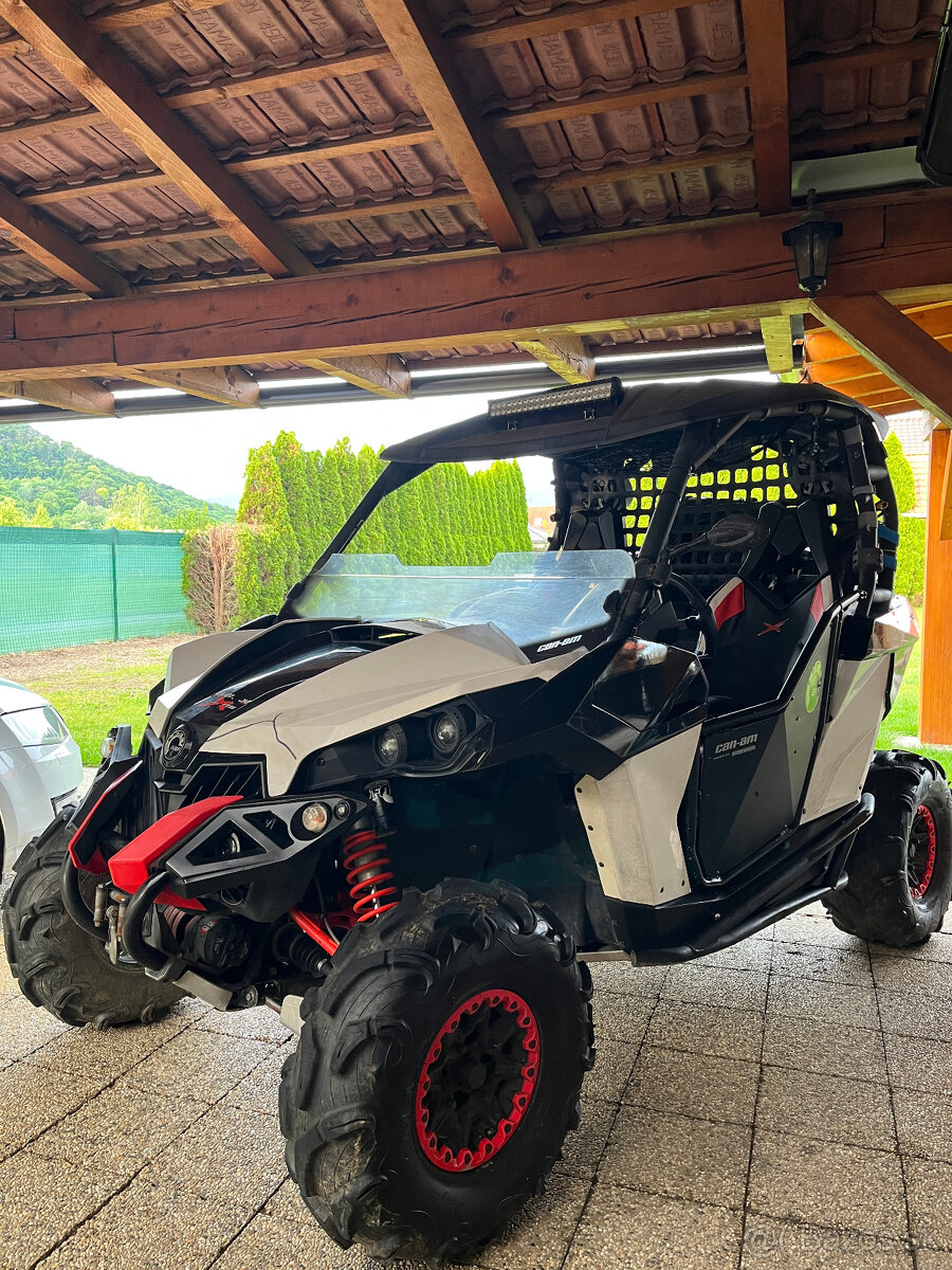 Can-am Maverick XRS 1000R s ŠPZ a STK