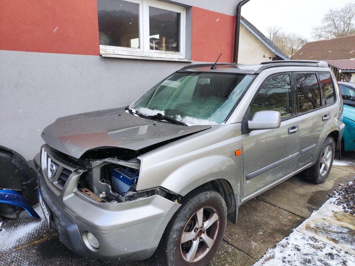 Blatníky, dvere, kardan,poloosi... . Nissan x trail