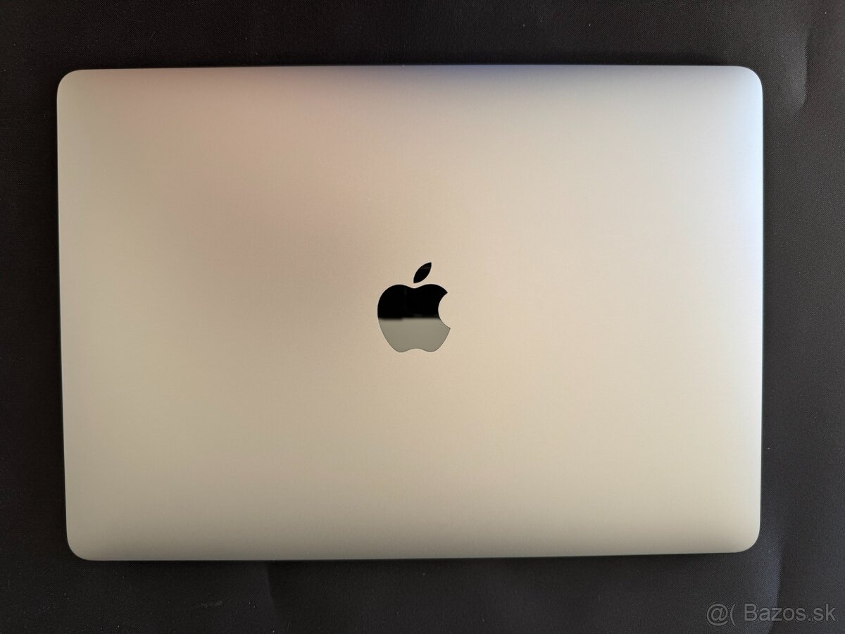 Apple Macbook Air 13 M1 Vesmírne sivý SK 2020