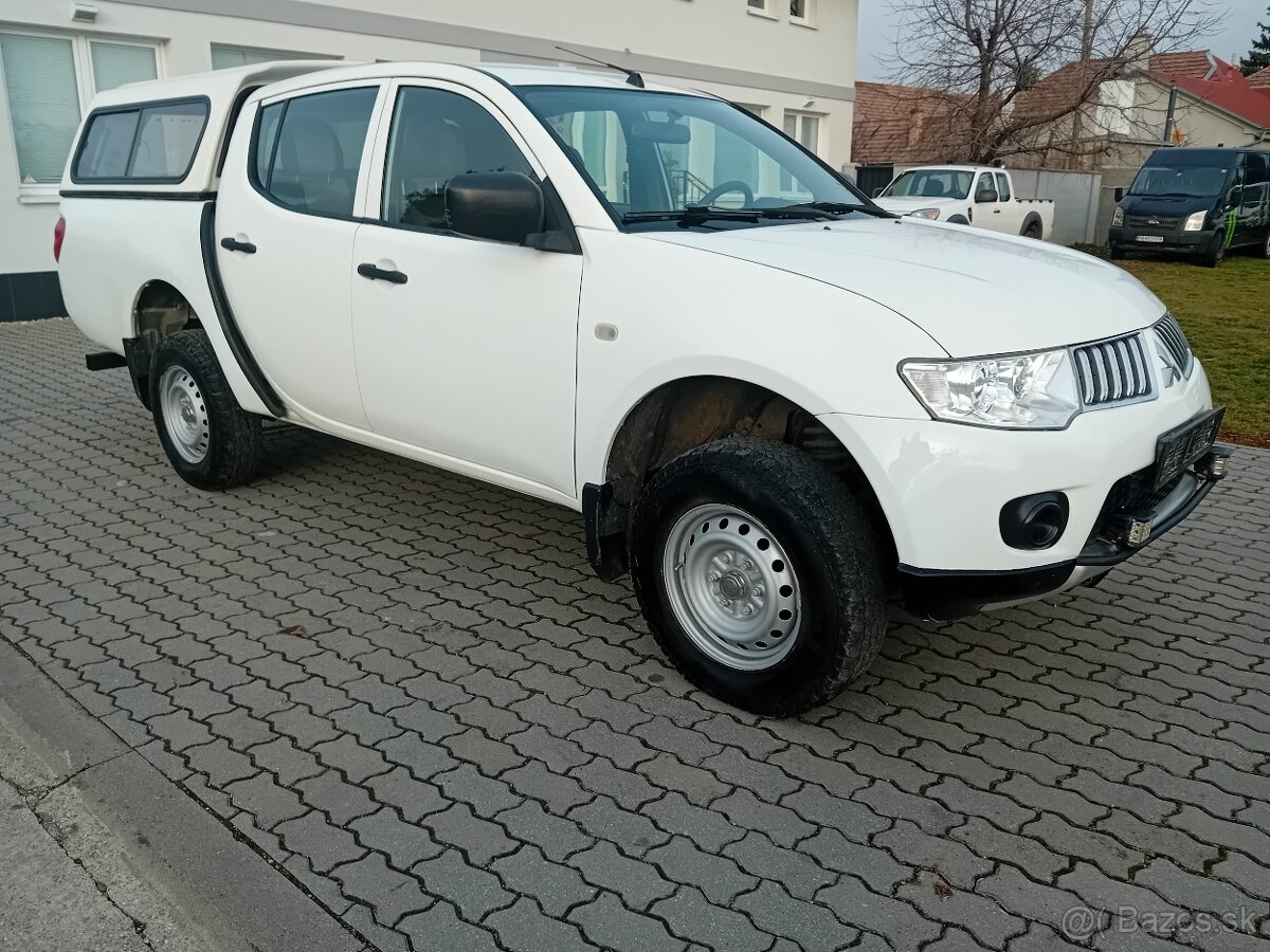 Mitsubishi L 200 L200 2.5 DI-D Double Cab 09/2012