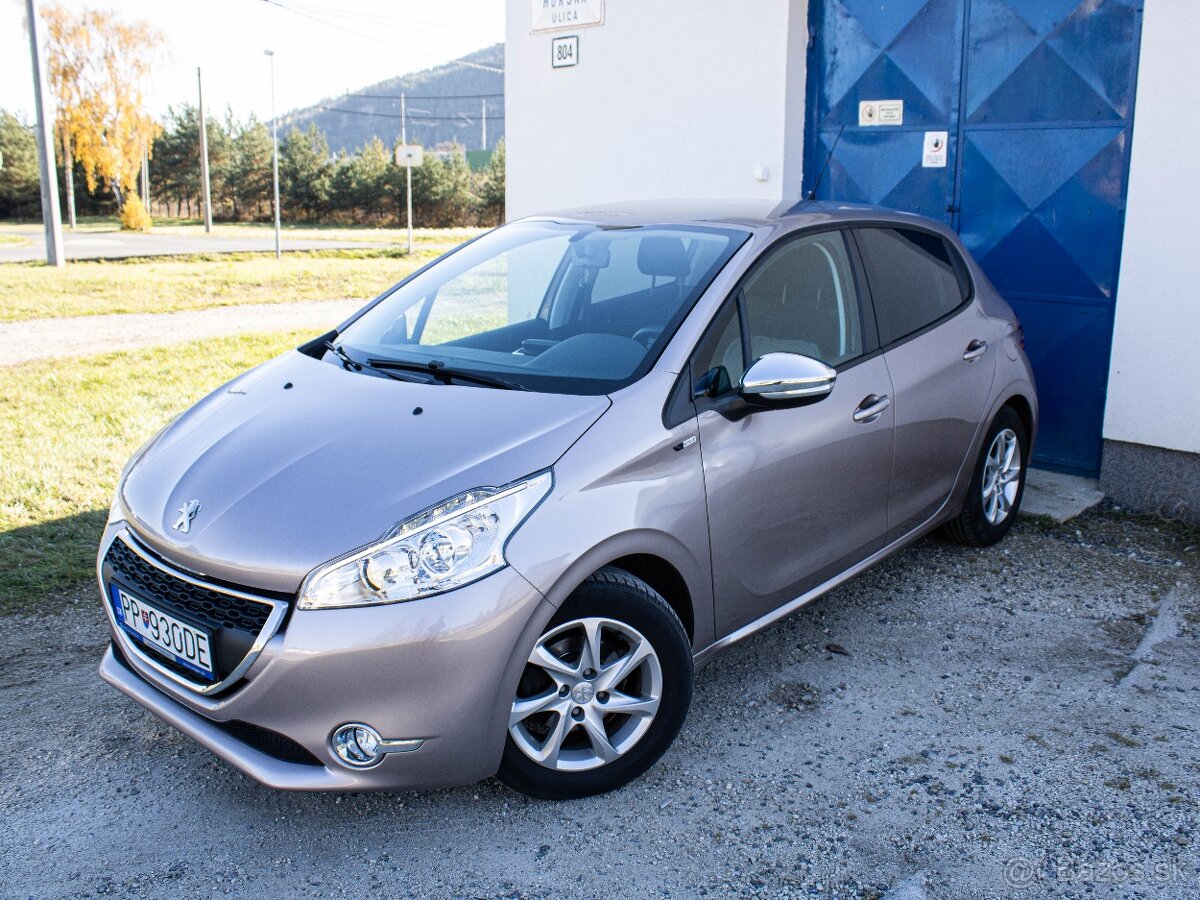 Peugeot 208 , 1.2 60 kw , 1. majiteľ 