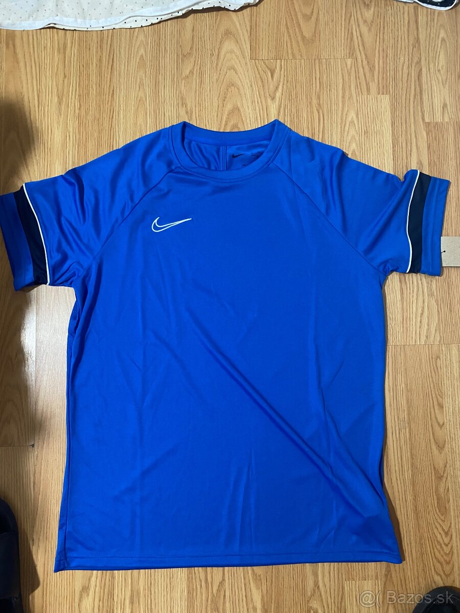 Nike nové veľkosť XL