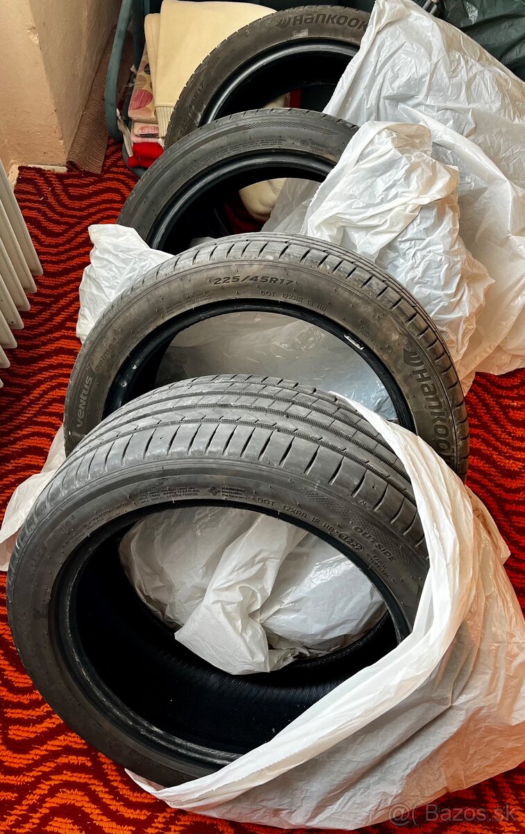 Hankook letné pneu 225/45 R17