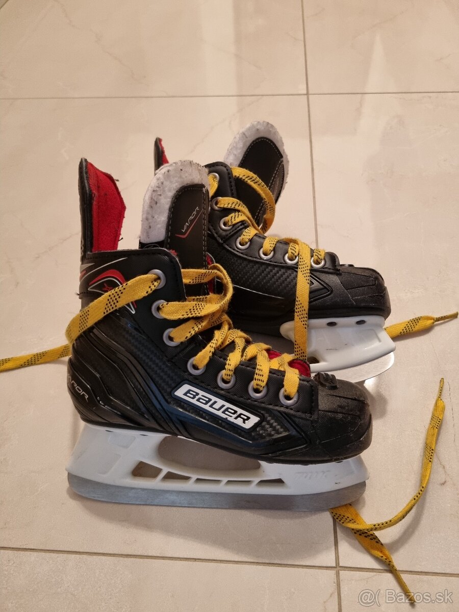 Korčule Bauer Vapor X300