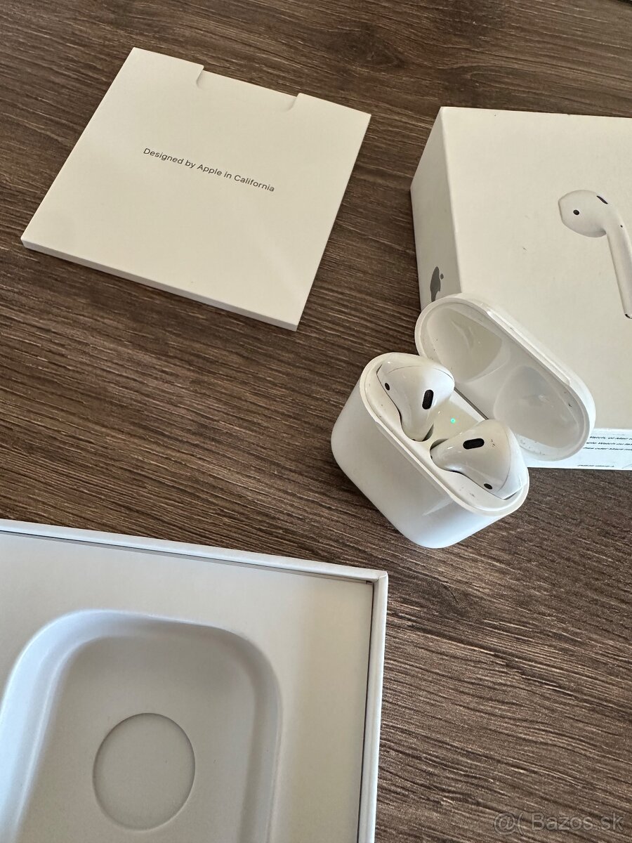 AirPods