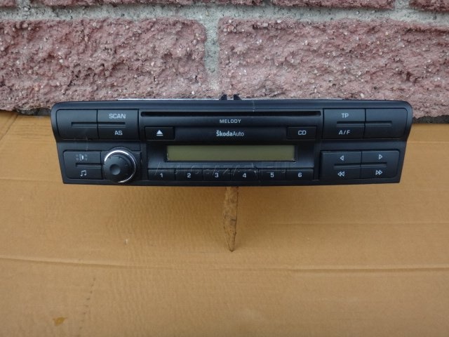 SKODA OCTAVIA II RADIO MELODY