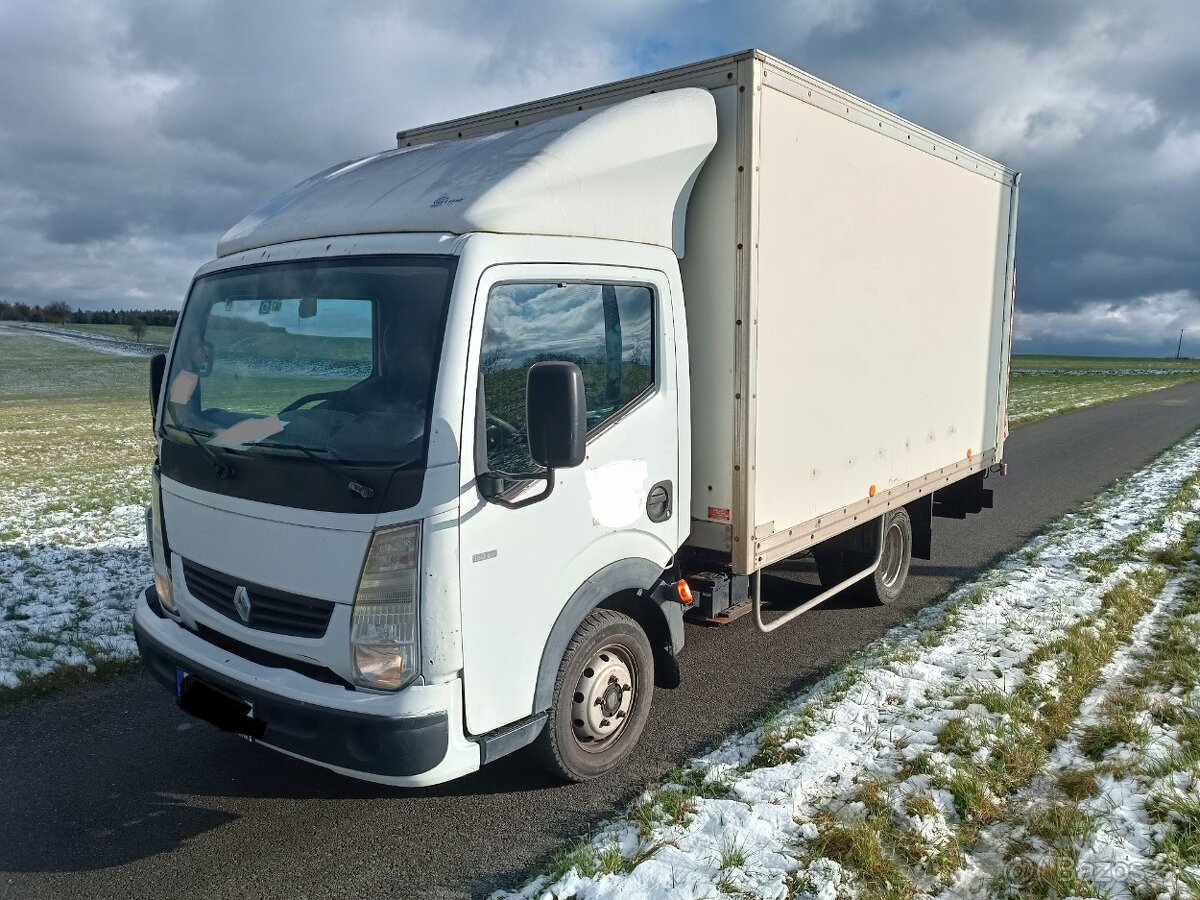 Renault Maxity DXi 150,35 3,0D Skříň + čelo