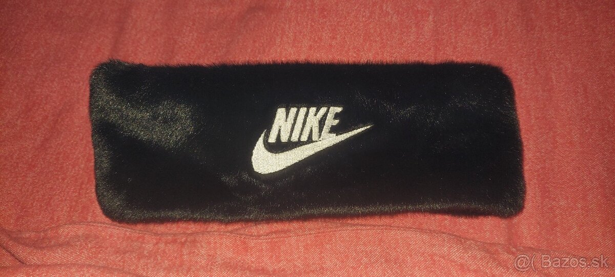 Čelenka Nike