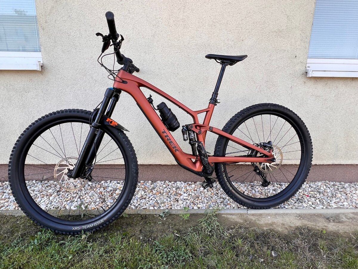 Predám Trek Fuel EXe 9.7 Matte Pennyflake