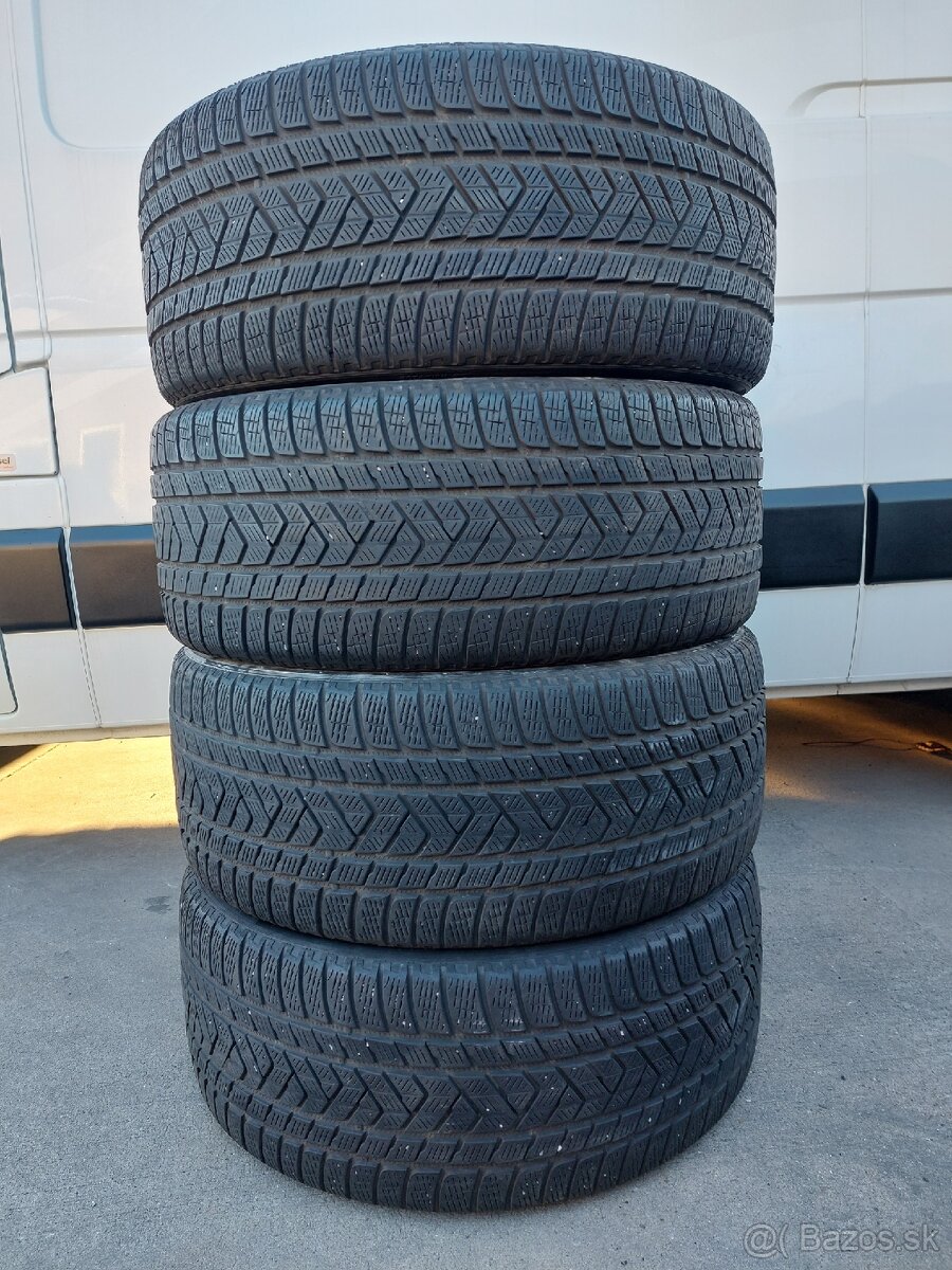 Zimné pneu 285/40 R21 Pirelli Scorpion