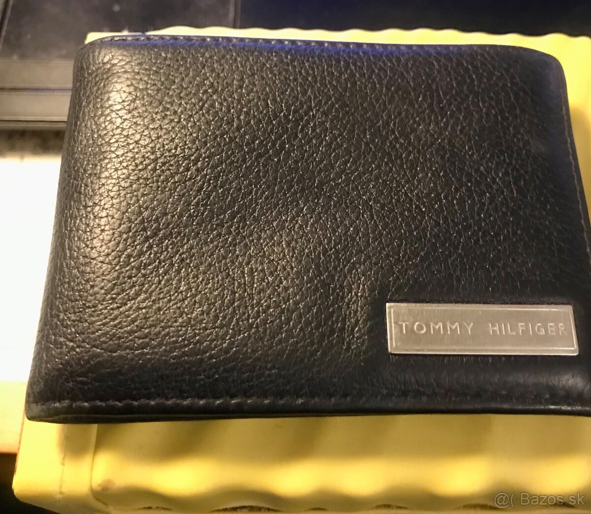 Tommy Hilfiger kozena penazenka