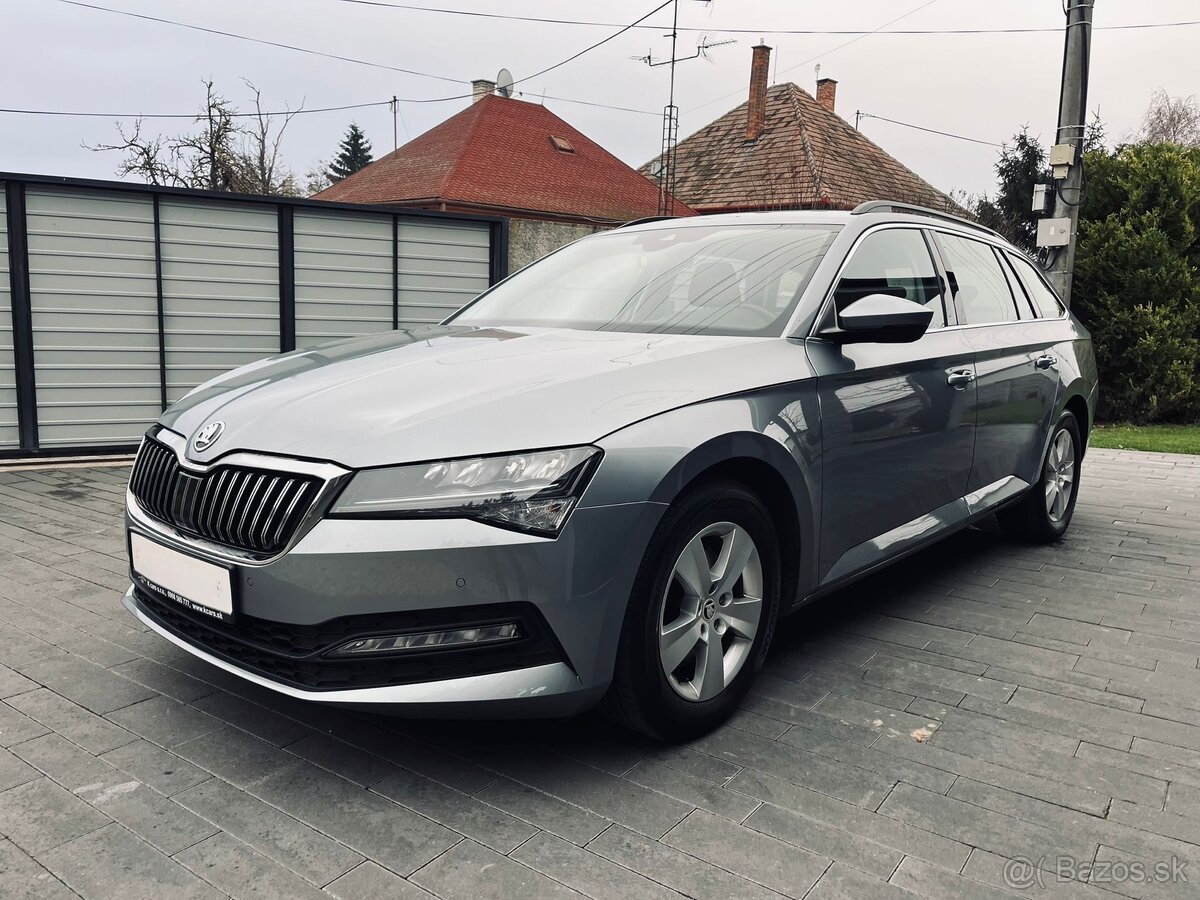 Škoda Superb Combi 2.0tdi DSG 4x4 LIVE