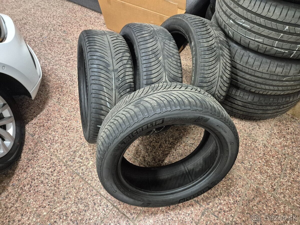 Zimné pneumatiky Michelin 235/50 R19 PILOT ALPIN 5 SUV 103V