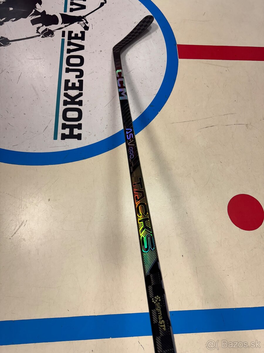 UPLNE NOVA PROFI HOKEJKA CUSTOM CCM TACKS ASV-PRO LUZA