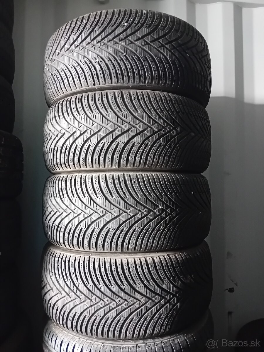 235/45R17 BFgoodrich zimné pneumatiky