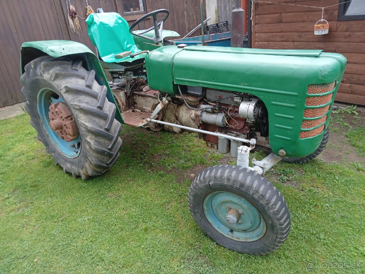 Zetor 30