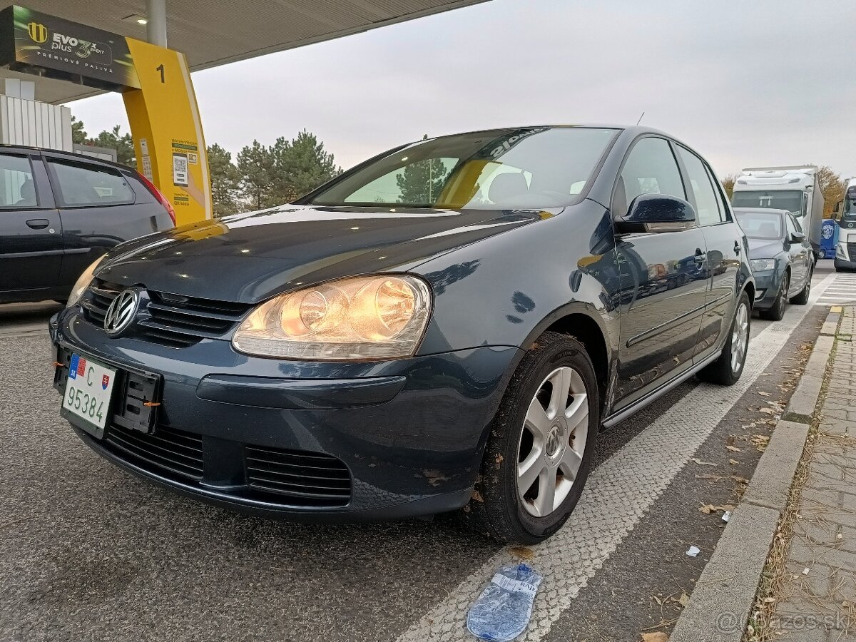 Vw golf 5 benzín 2007