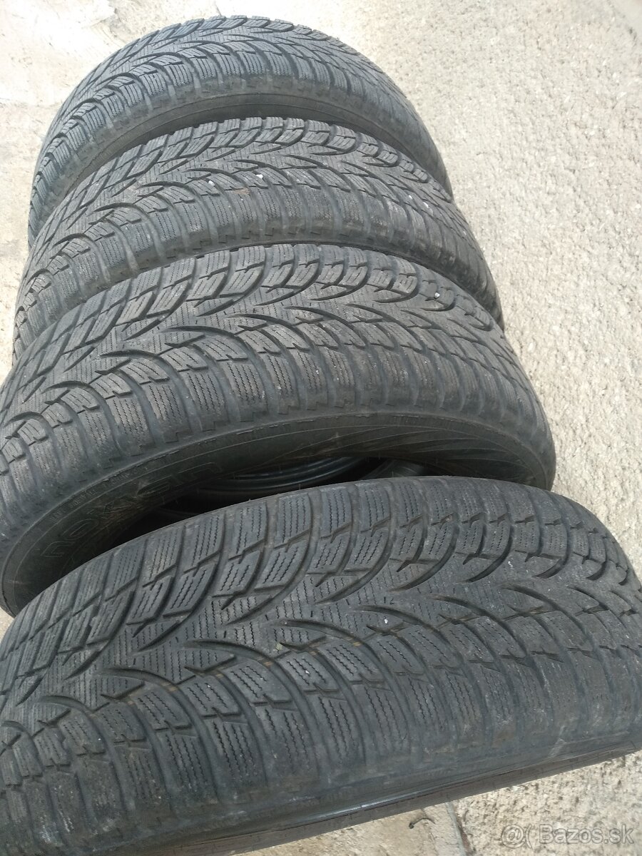 Zimné pneumatiky Nokian 205/60 r16