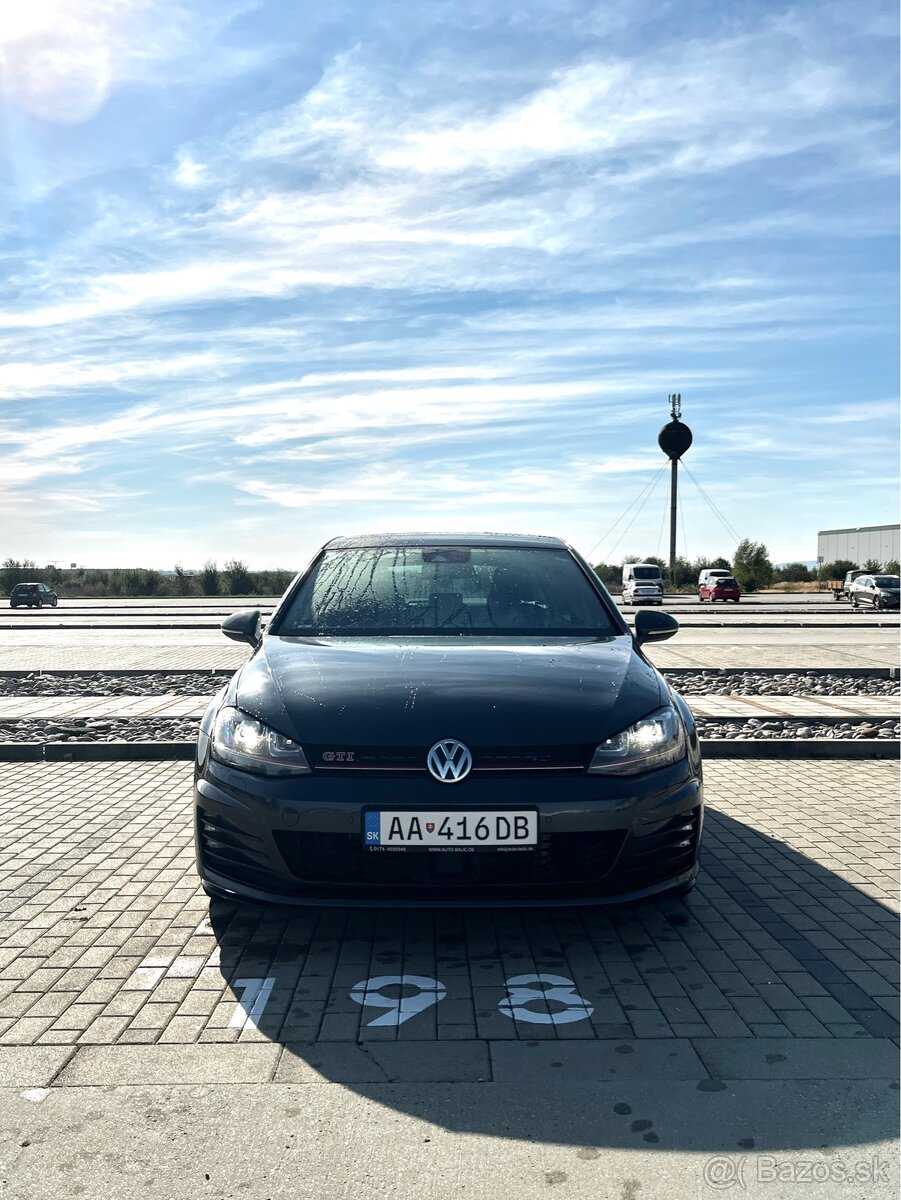 VW GOLF GTI MK7 PERFORMANCE